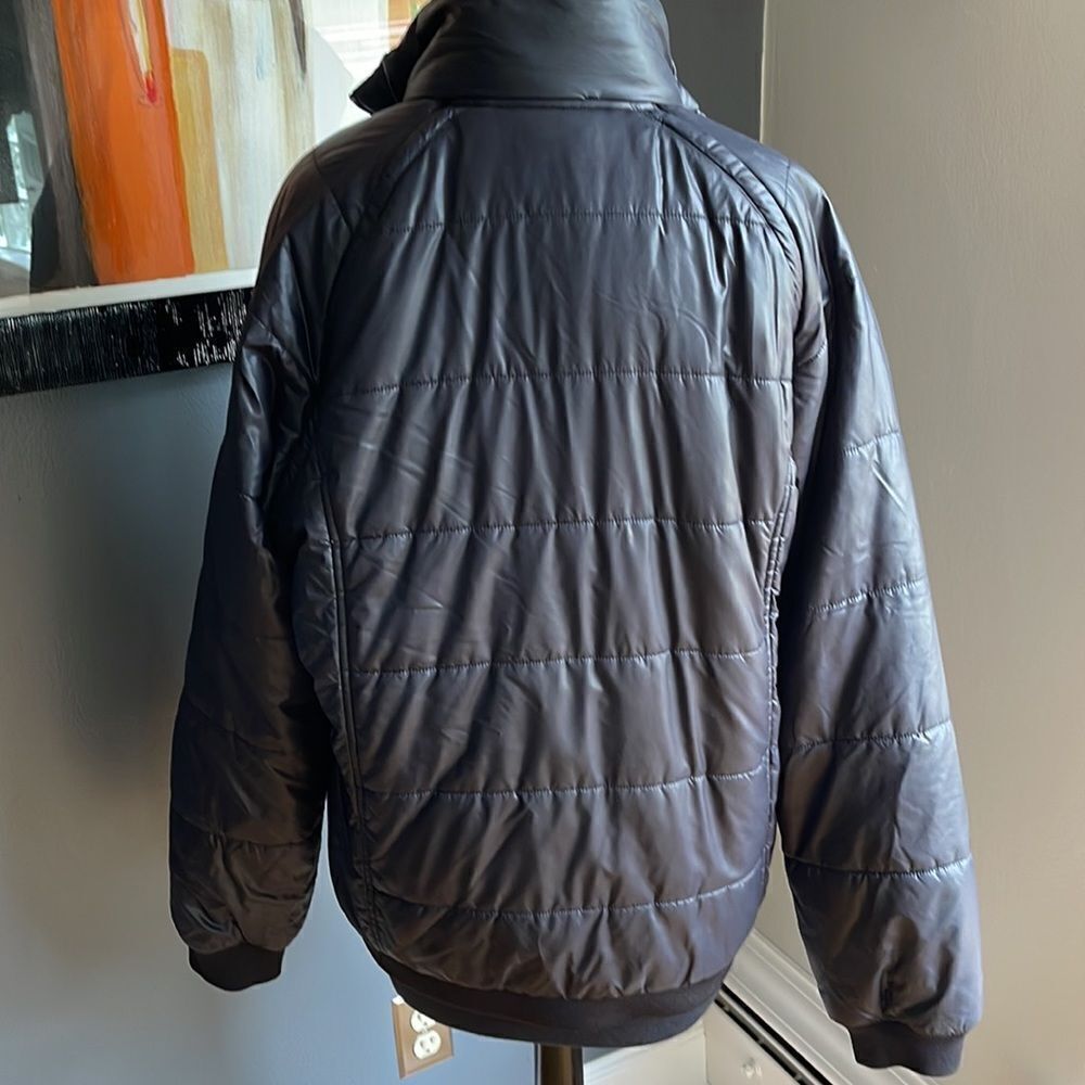 Z Calvin Klein Sport convertible to vest (zip off sleeves) puffer zip jacket - Picture 4 of 8